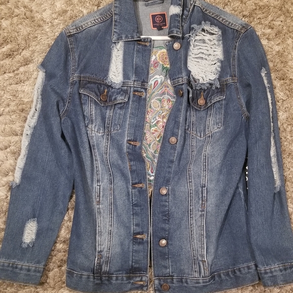 Jean jacket - Picture 2 of 2